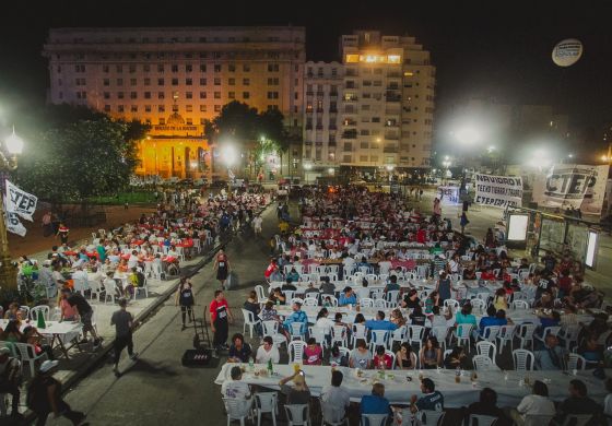 La Ctep pas� Noche Buena en la Plaza Congreso