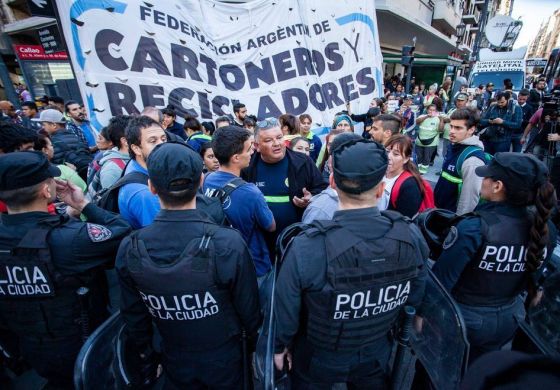 LA PEATONAL DEL HAMBRE