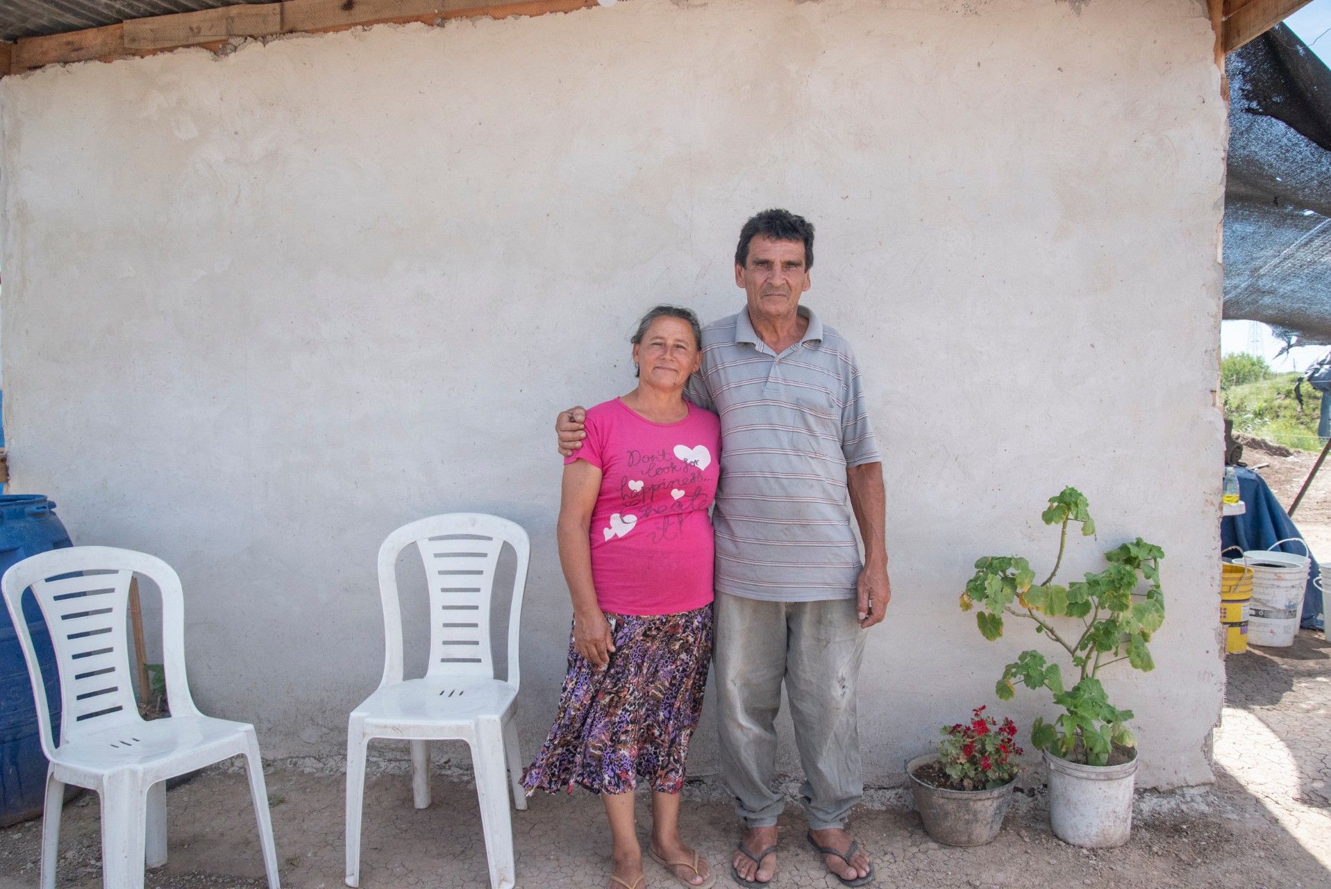 Aurora y Ramón sueñan con tener un techo propio donde pasar el resto de sus días.