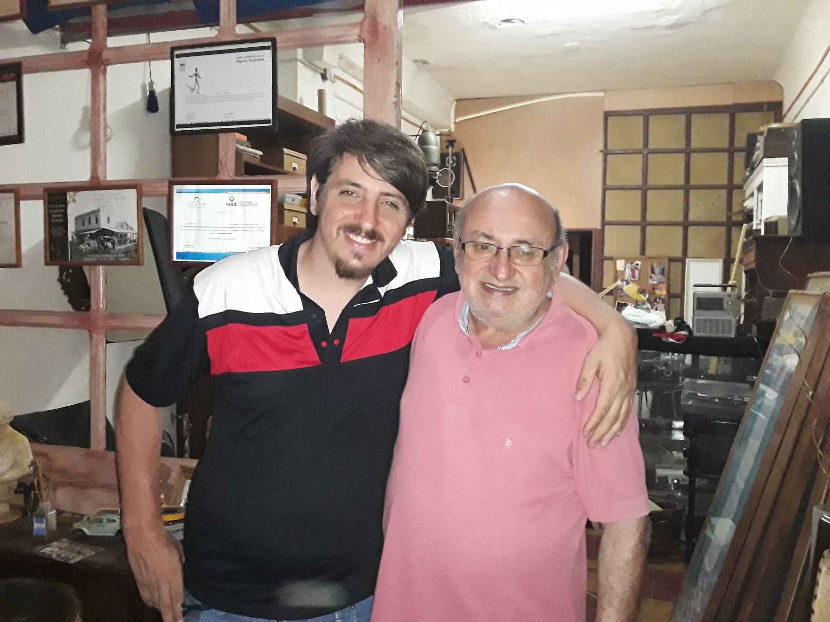 Jaluf y Horacio en el taller de Urquiza 368 (2020). FotografÃa: Verónica Romero.