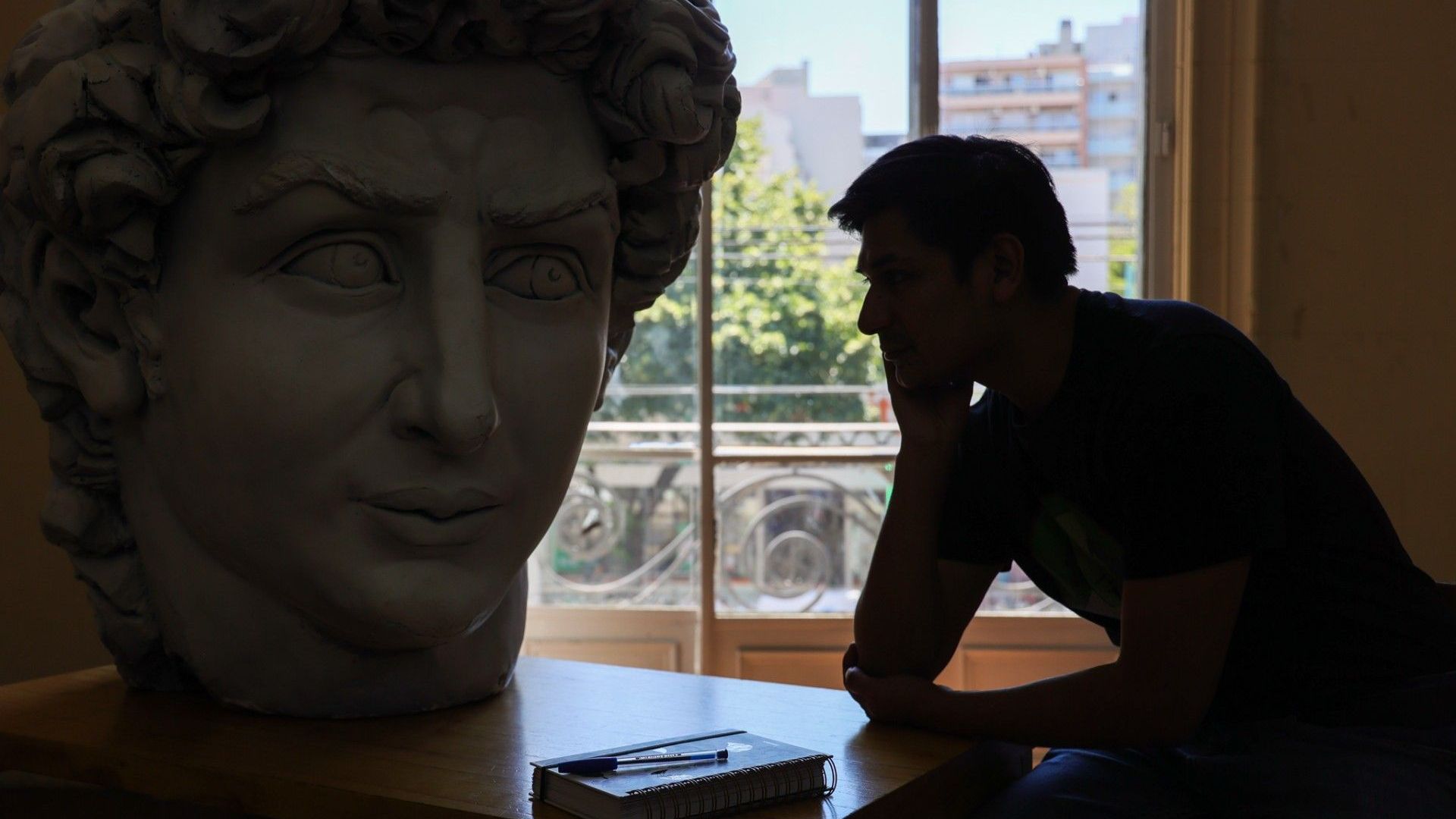 “La estructura racista está presente en el origen de este país”